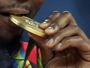 Η Ιαπωνία προτείνει μετάλλια από ανακυκλωμένα υλικά για τους Ολυμπιακούς Αγώνες του 2020